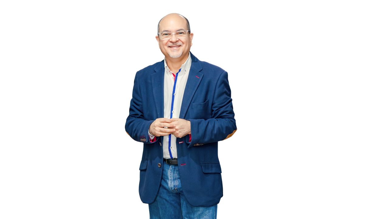 Dr Alberto Tello