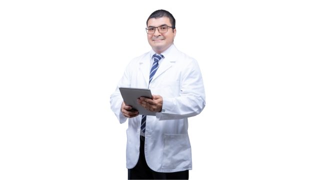 Dr. Adalberto Yanguez