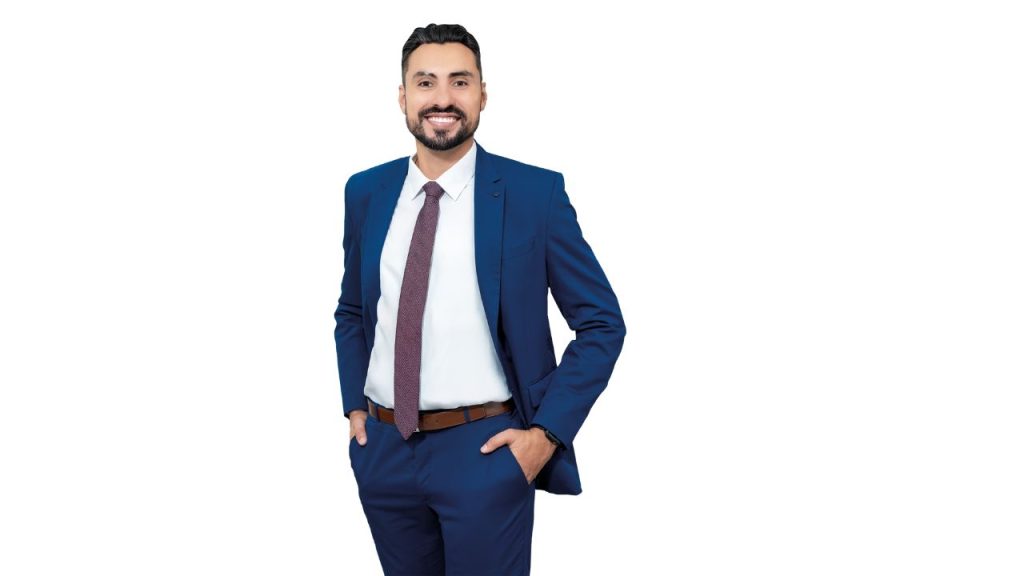 Dr. Alexander Murillo