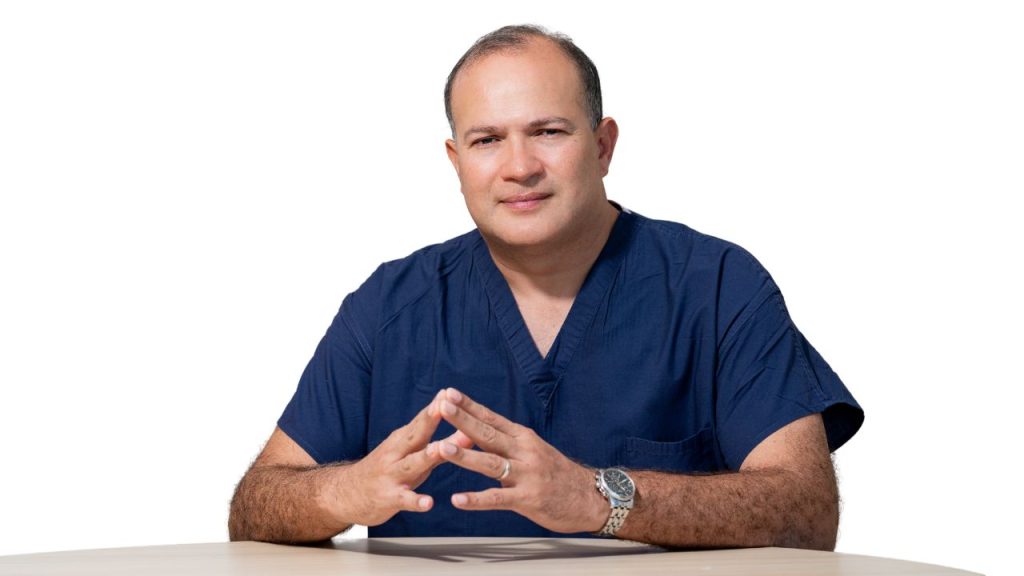 Dr. Juan Carlos López