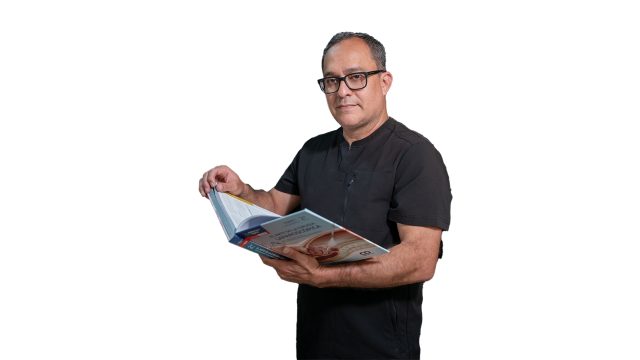 Dr. Orlando Aizpurua